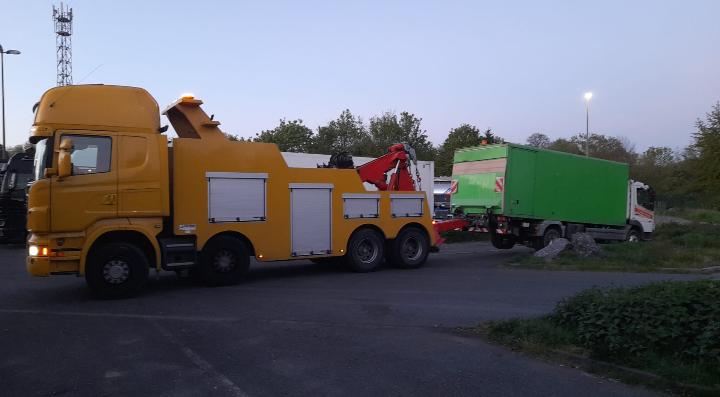 LKW-Entsorgung Pressbaum